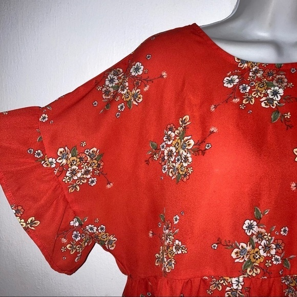 2/$20 Boho Empire Style Ruffle Sleeve Open Back Top M - Picture 3 of 8